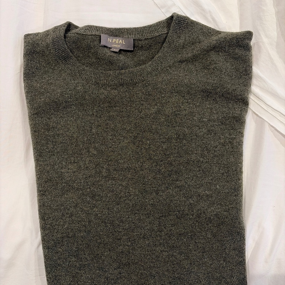 N.Peal MEN'S OXFORD ROUND NECK CASHMERE SWEATER
